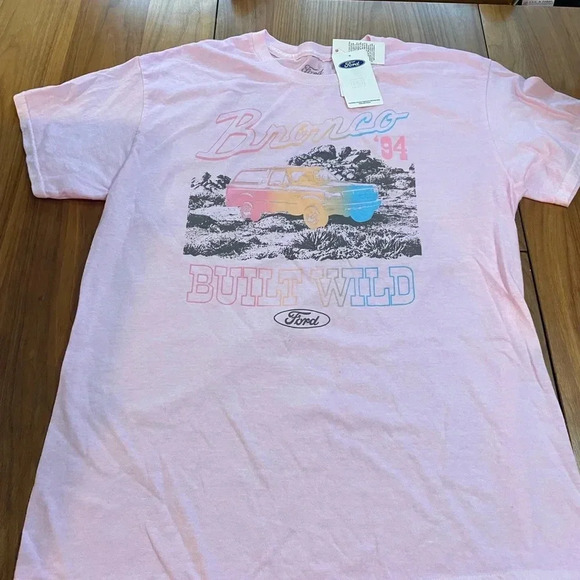 NWT Oversized Ford Bronco Graphic Tee - Picture 2 of 6